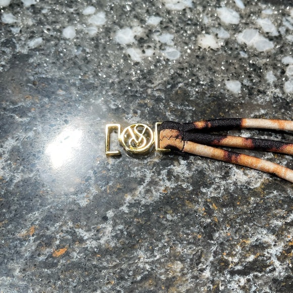 Victoria’s secret’s bikini embellished bombshell leopard top 36D/M set - Picture 4 of 13